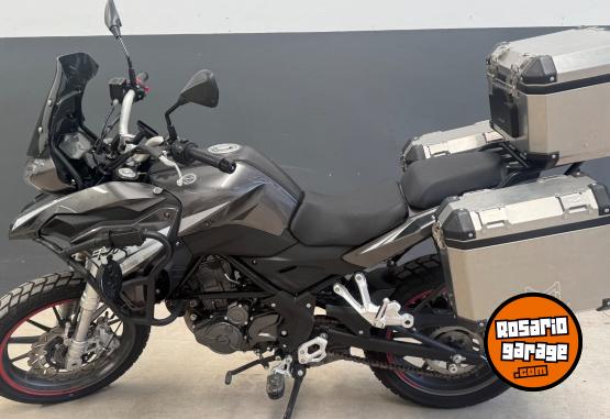 Motos - Benelli Trk 2024 Nafta 4000Km - En Venta