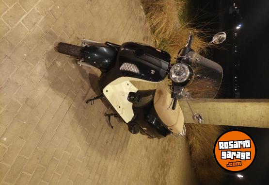 Motos - Motomel Strato Euro 150 2023 Nafta 8000Km - En Venta