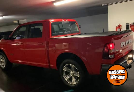 Camionetas - Dodge Ram 1500 5.7 V8 Laramie 2021 Nafta 66700Km - En Venta