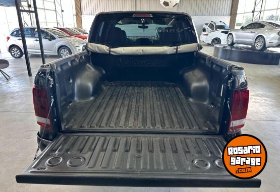 Autos - Volkswagen amarok CONFORTLINE 4X4 AT 2023 Diesel 110007Km - En Venta
