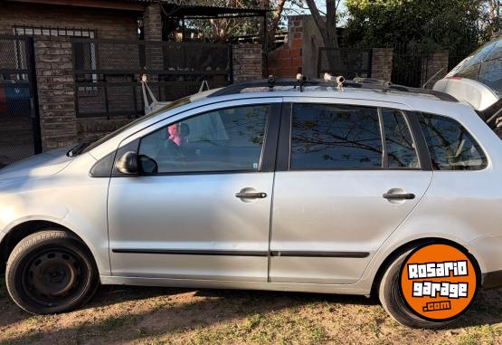 Autos - Volkswagen Suran 2010 GNC 328000Km - En Venta