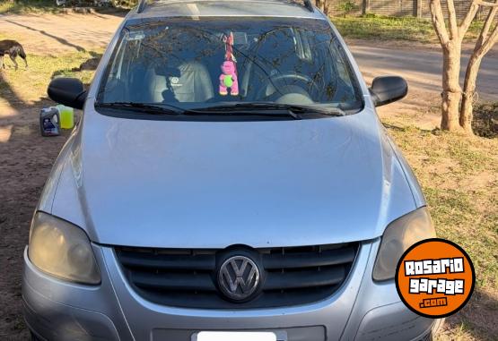 Autos - Volkswagen Suran 2010 GNC 328000Km - En Venta