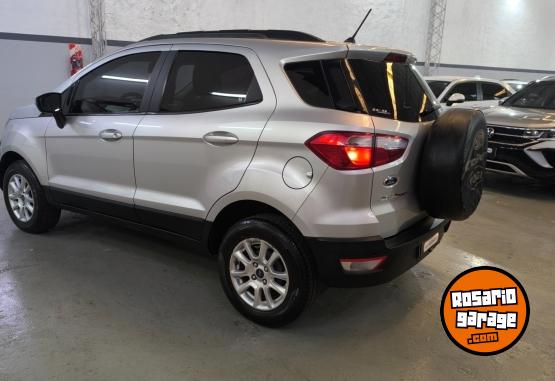 Autos - Ford ECOSPORT SE MT 2020 Nafta 64000Km - En Venta