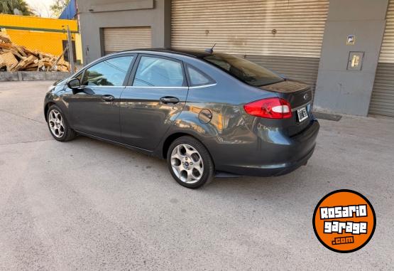 Autos - Ford Fiesta kinetic 2011 Nafta 149000Km - En Venta