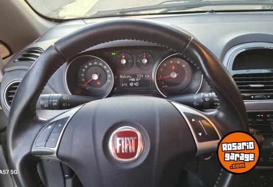 Autos - Fiat PUNTO ESSENNSE 1.6 2014 Nafta 140000Km - En Venta