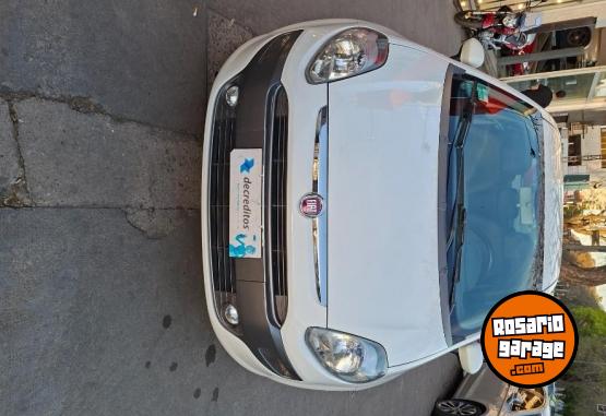 Autos - Fiat PUNTO ESSENNSE 1.6 2014 Nafta 140000Km - En Venta