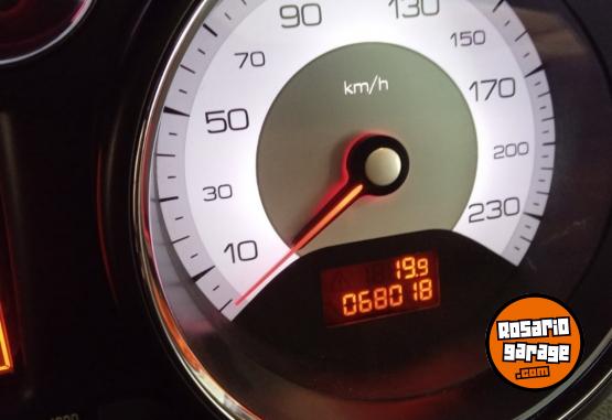 Autos - Peugeot 408 2014 Nafta 68000Km - En Venta