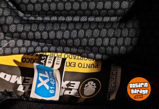Accesorios para Motos - Casco Rebatible con Intercomunicador- Marca Punto Extremo - En Venta
