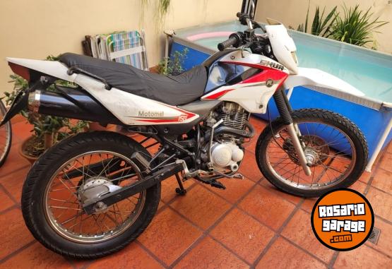 Motos - Motomel SKUA CX 150 CC 2013 Nafta 35000Km - En Venta