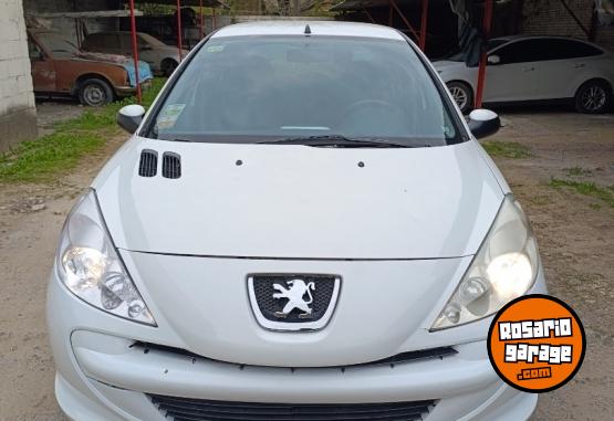 Autos - Peugeot 207 compact 2013 Nafta 120000Km - En Venta
