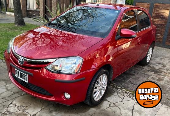 Autos - Toyota Etios XLS 2014 Nafta 53750Km - En Venta