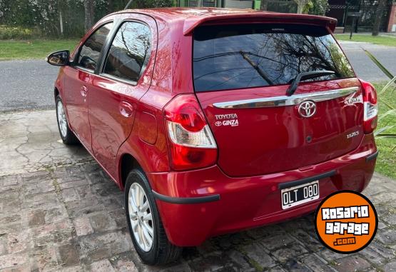 Autos - Toyota Etios XLS 2014 Nafta 53750Km - En Venta