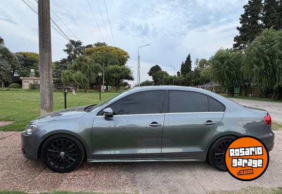 Autos - Volkswagen Vento sportline 2012 Nafta 120000Km - En Venta