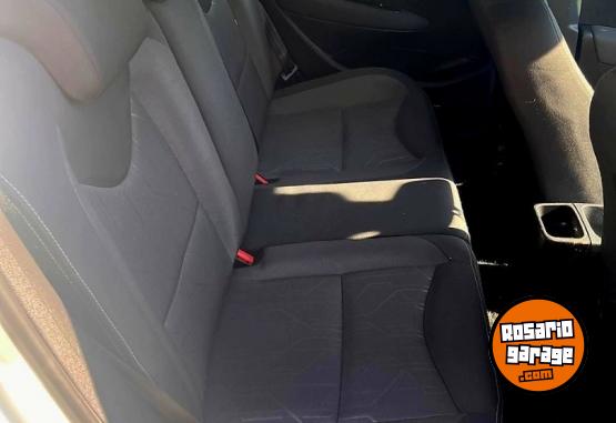 Autos - Peugeot ALLURE 1.6 navegador 2016 Nafta 93000Km - En Venta