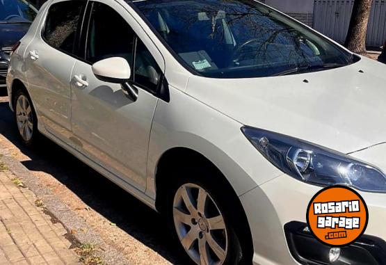 Autos - Peugeot ALLURE 1.6 navegador 2016 Nafta 93000Km - En Venta