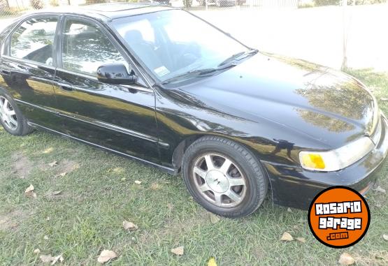 Autos - Honda Accord 1996 Nafta 244000Km - En Venta
