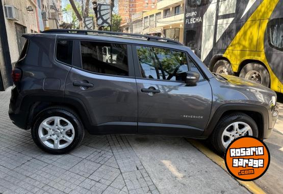 Camionetas - Chrysler Jeep renegade 1.3 sport 2025 Nafta 12000Km - En Venta