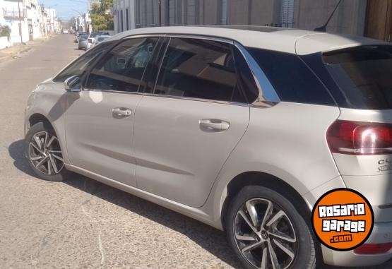 Autos - Citroen C4 picasso 2018 Diesel 119000Km - En Venta