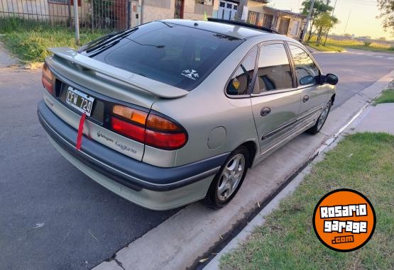Autos - Renault Laguna 1998 Nafta 260000Km - En Venta