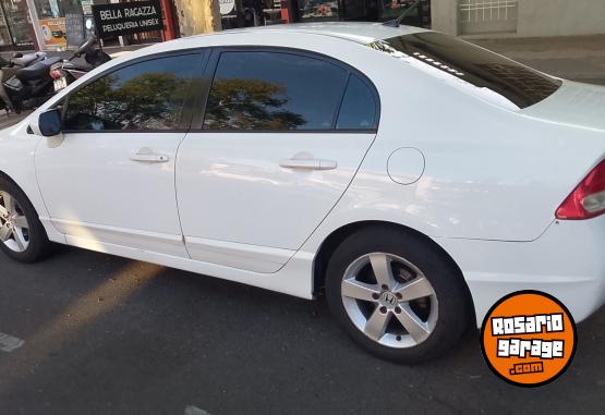 Autos - Honda Civic 2010 Nafta 190000Km - En Venta