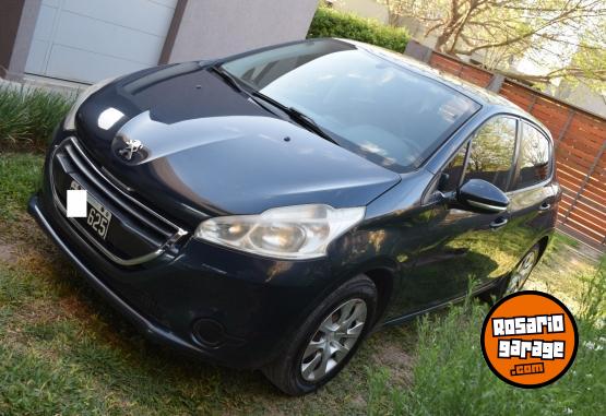 Autos - Peugeot 208 2015 Nafta 208000Km - En Venta