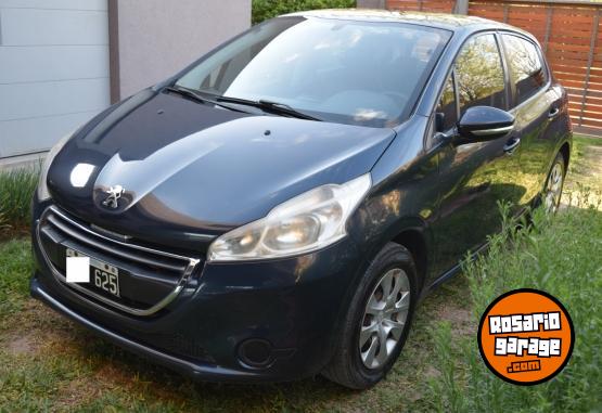 Autos - Peugeot 208 2015 Nafta 208000Km - En Venta