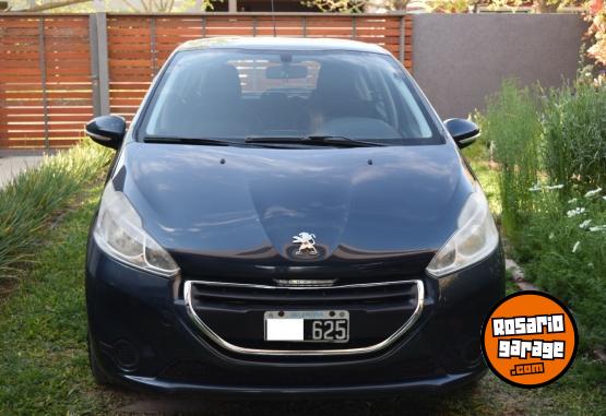 Autos - Peugeot 208 2015 Nafta 208000Km - En Venta