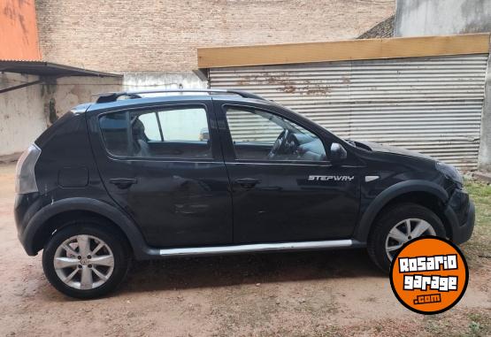 Autos - Renault Sandero Stapway Privilege 2013 Nafta 233000Km - En Venta