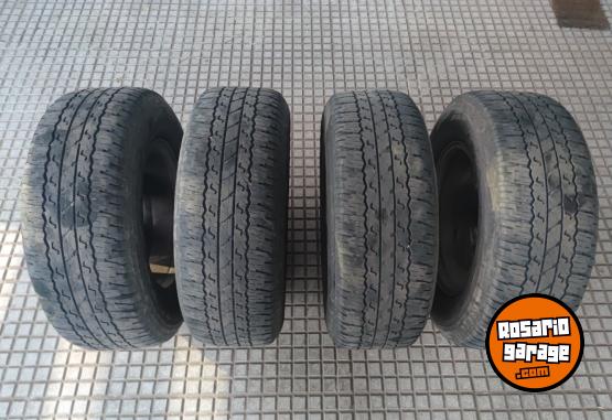 Accesorios para Autos - Llantas 17 Toyota Hilux Original Muy buenas. $1.600.000 las 4. NO BAJO PRECIO - En Venta