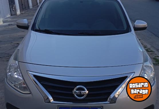 Autos - Nissan versa 2017 Nafta 190000Km - En Venta