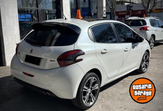 Autos - Peugeot 208 2020 Nafta 66000Km - En Venta