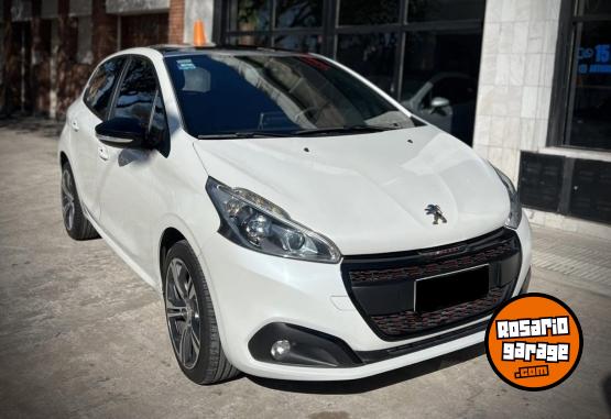 Autos - Peugeot 208 2020 Nafta 66000Km - En Venta