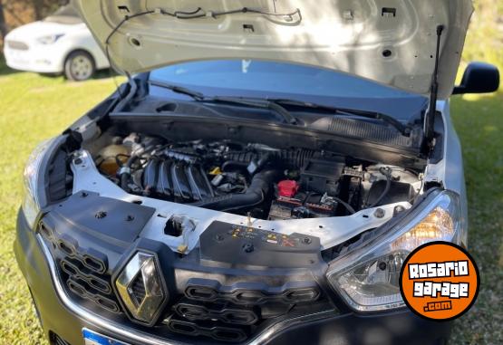 Utilitarios - Renault Kangoo 2 Express Emotion 2023 Nafta 40000Km - En Venta
