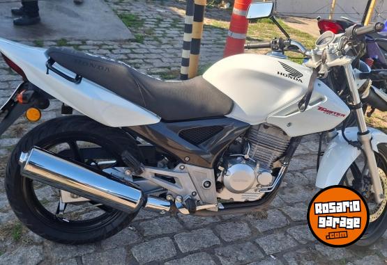Motos - Honda Cbx twister 250 2016 Nafta 29000Km - En Venta