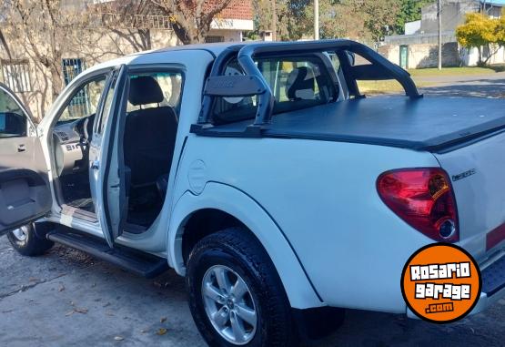 Camionetas - Mitsubishi Triton 2012 Diesel 149000Km - En Venta