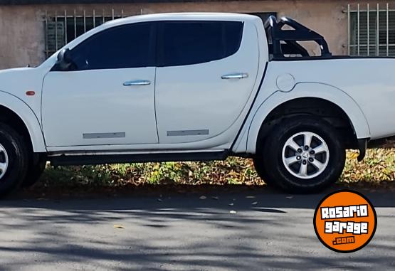 Camionetas - Mitsubishi Triton 2012 Diesel 149000Km - En Venta