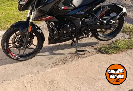 Motos - Bajaj N 250 2024 Nafta 5700Km - En Venta