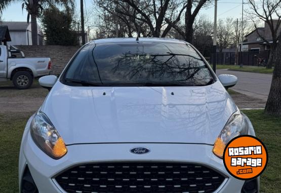 Autos - Ford FIESTA SE PLUS 2019 Nafta 94000Km - En Venta