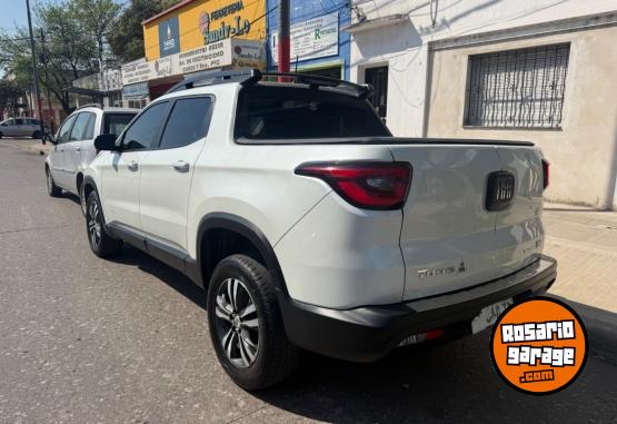 Camionetas - Fiat Toro freedom 2022 Diesel - En Venta