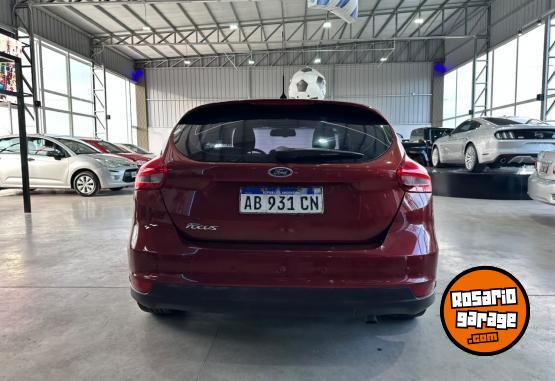 Autos - Ford FOCUS 1.6 S 2017 Nafta 179000Km - En Venta