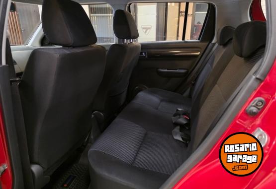 Autos - Suzuki SUZUKI SWIFT 1.5L 5P 2010 2010 Nafta 156000Km - En Venta
