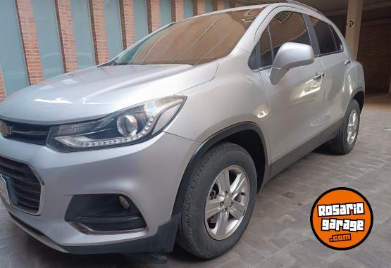 Autos - Chevrolet Tracker premier 2017 Nafta 123000Km - En Venta
