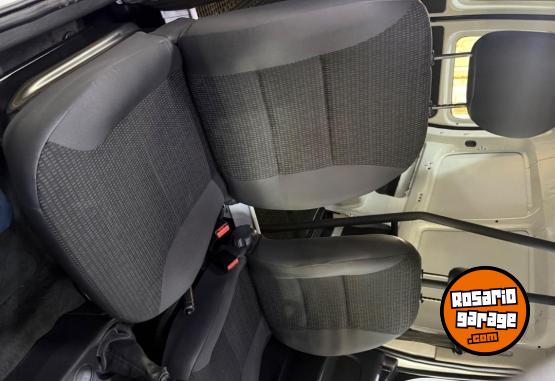 Utilitarios - Peugeot PARTNER HDI 2023 Diesel 21000Km - En Venta