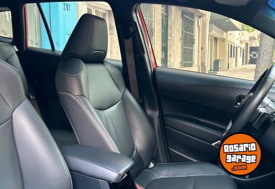 Camionetas - Toyota Corolla Cross SEG 2023 Nafta 48000Km - En Venta