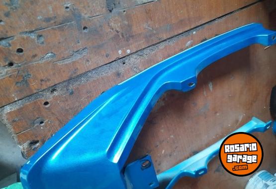 Accesorios para Motos - Cacha bajo asiento SUZUKI AX 100 - En Venta