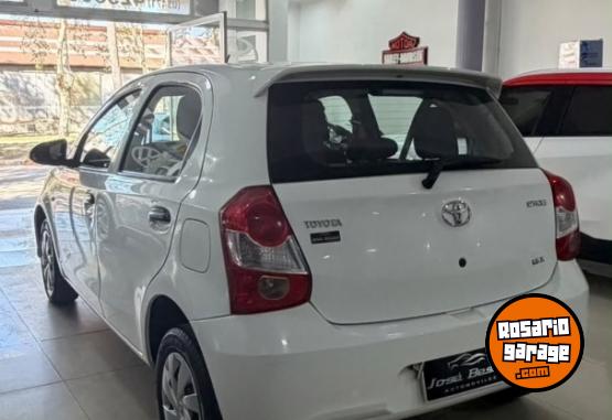 Autos - Toyota ETIOS 2021 Nafta - En Venta