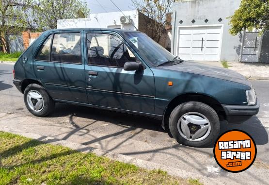 Autos - Peugeot 205 gld 1997 Diesel 290000Km - En Venta