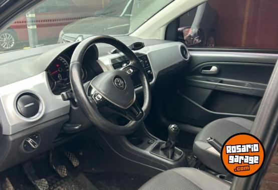 Autos - Volkswagen Up 5 puertas High 2018 Nafta 146000Km - En Venta