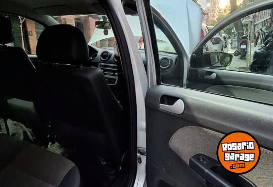 Autos - Volkswagen Gol Trend Pack II 2014 Nafta 90000Km - En Venta