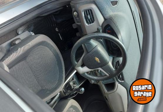Autos - Chevrolet Prisma LTZ 2015 Nafta 93000Km - En Venta